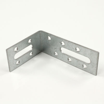 jakość  Rust Resistant Galvanized Angle Brackets For Building Installation fabryka