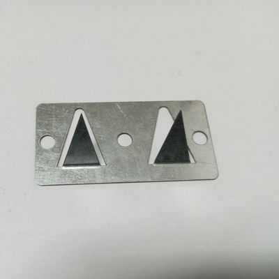 Przyciski do wbijania